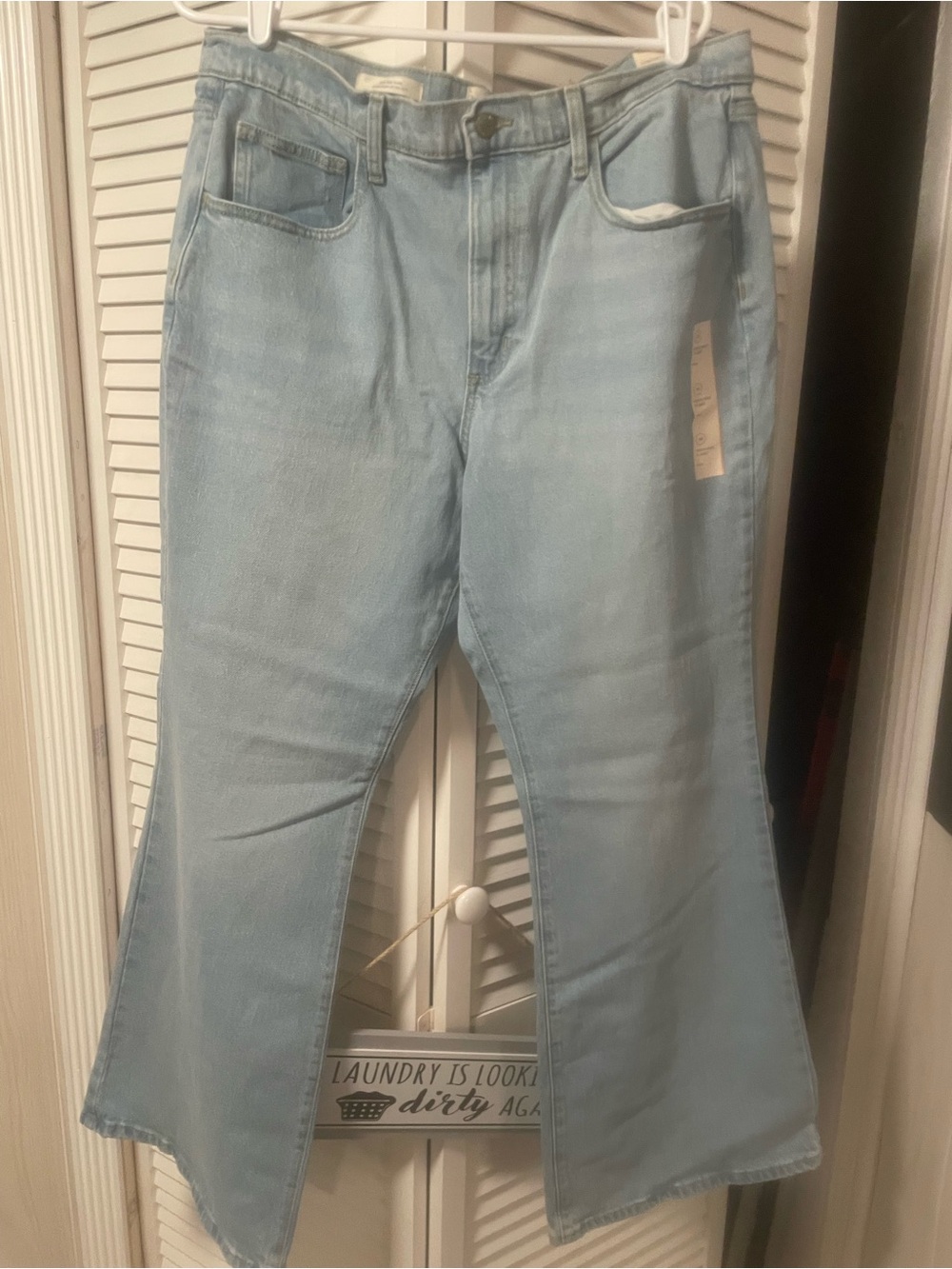 Light Wash Flared Jeans